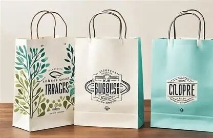 Quality Custom Printed Specialty Paper Bags Retail Packaging With Handles 80-150GSM factory
