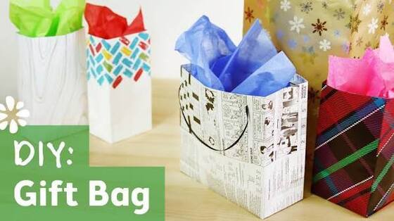คุณภาพ 350gsm Cardboard Brown Paper Gift Bags Packaging OEM โรงงาน
