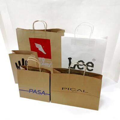 Quality Personalized Foldable Paper Packaging Bag Lightweight Eco Friendly factory